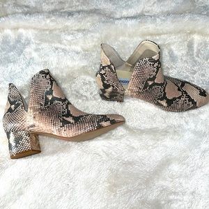 Steve Madden Snakeskin Booties Size 8.5